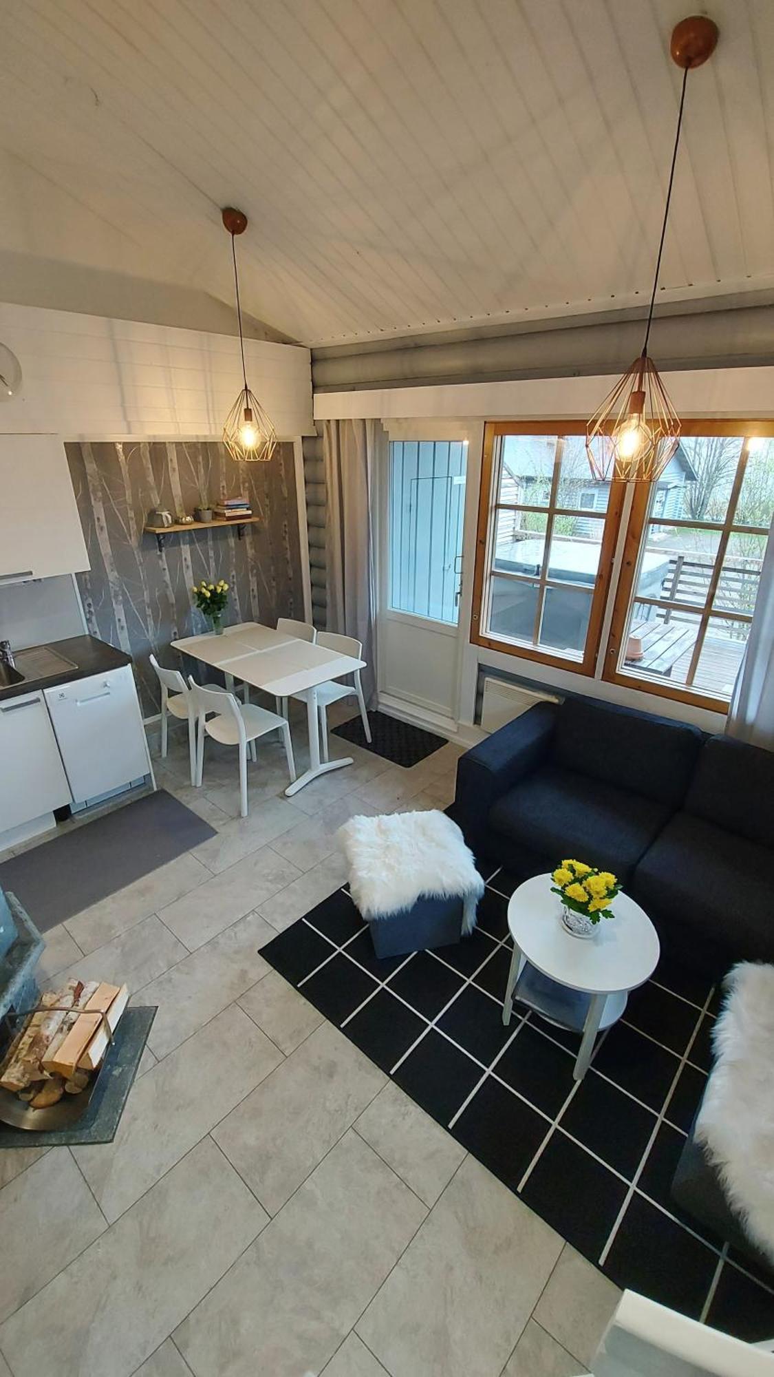 Soepoe Moekki Himoksella Palveluiden Vieressae Villa Jämsä Dış mekan fotoğraf